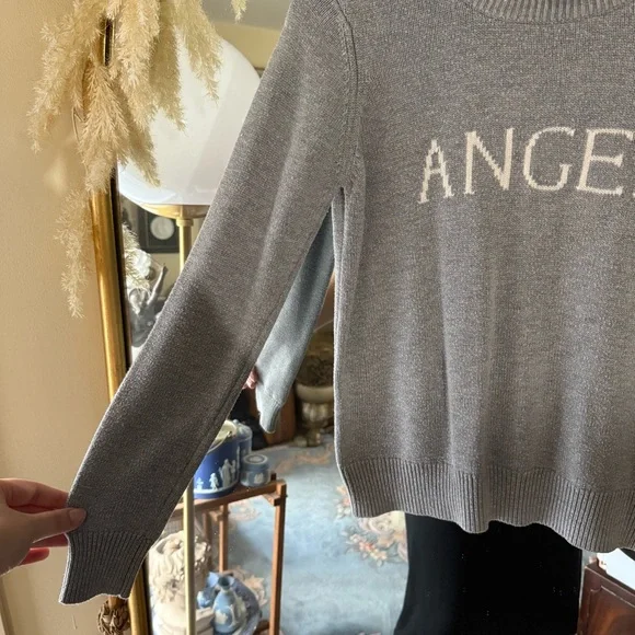 Victoria’s Secret ANGEL Gray Knit Long Sleeve Sweater Y2K Cozy Logo Pullover - Picture 5 of 7